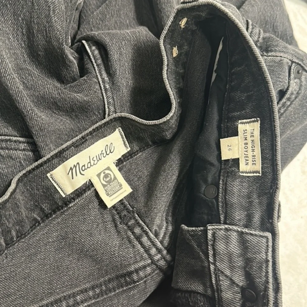 Madewell The High-Rise Slim Boyjean in‎ Caton Wash: Ripped-Knee Edition